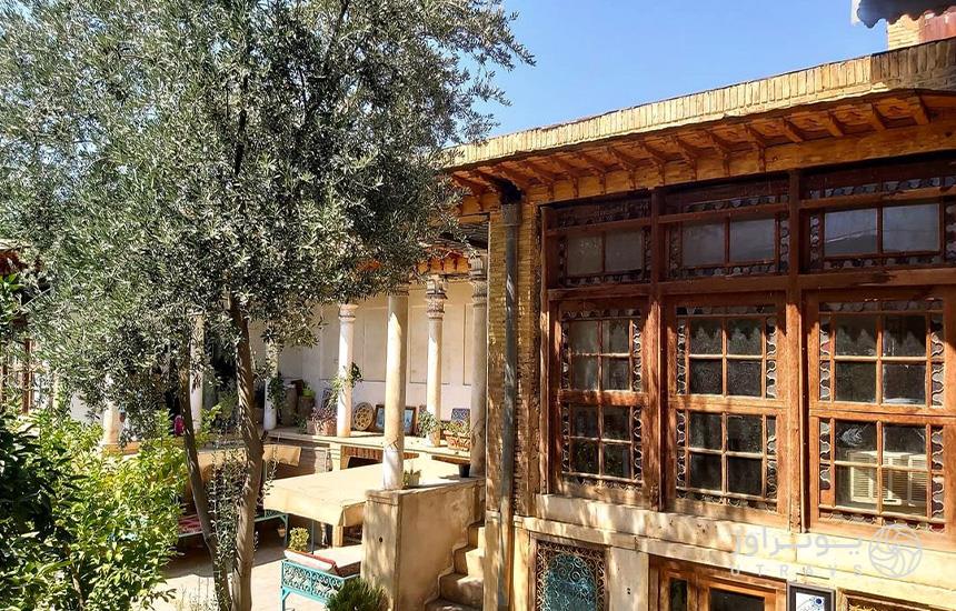 خانه سعادت از خانه‌های تاریخی شیراز